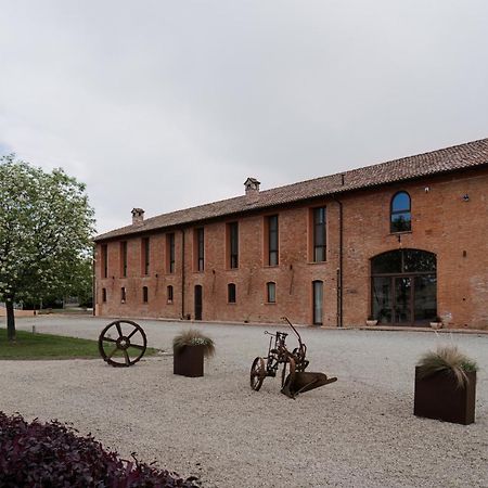 Agriturismo Mascudiera Fiorenzuola d'Arda Bagian luar foto