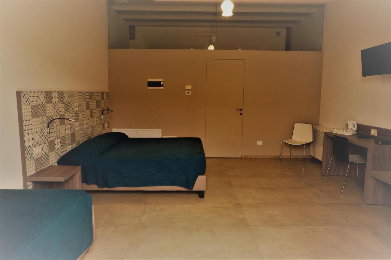 Agriturismo Mascudiera Fiorenzuola d'Arda Bagian luar foto